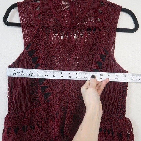 Self Portrait Teardrop Guipure Lace Mini Dress fits like a 6 - Picture 15 of 16